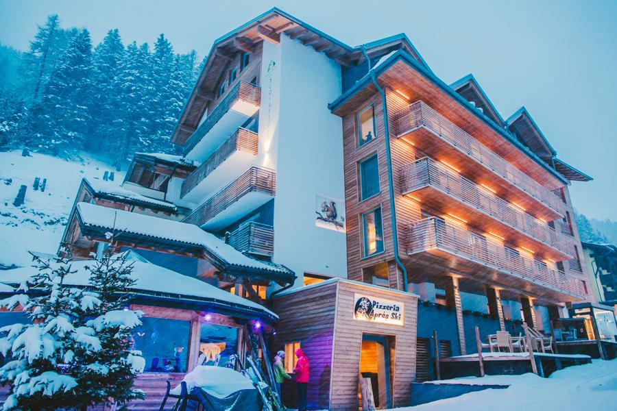 Hotel Scoiattolo Tesero Kültér fotó