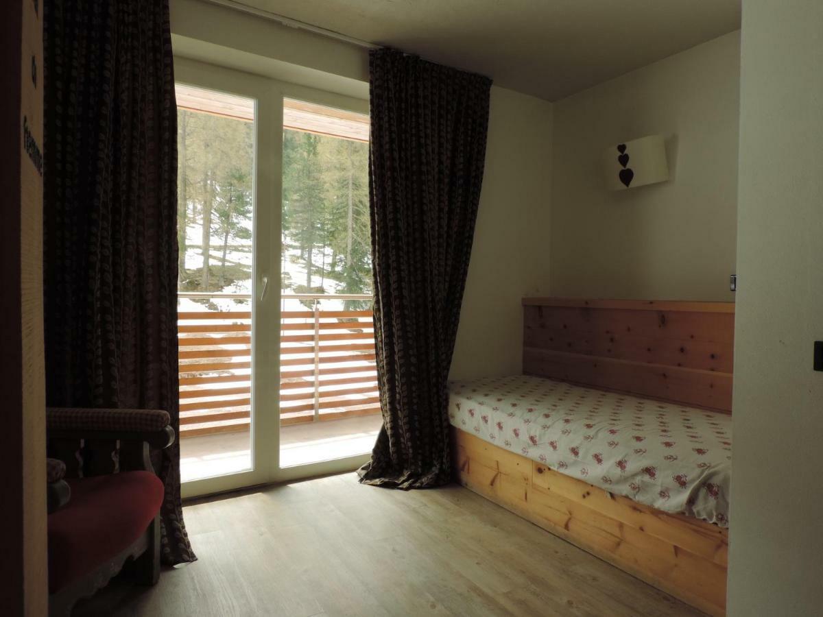 Hotel Scoiattolo Tesero Kültér fotó