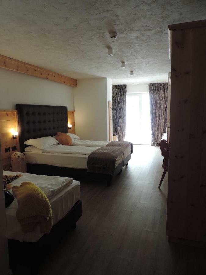Hotel Scoiattolo Tesero Kültér fotó