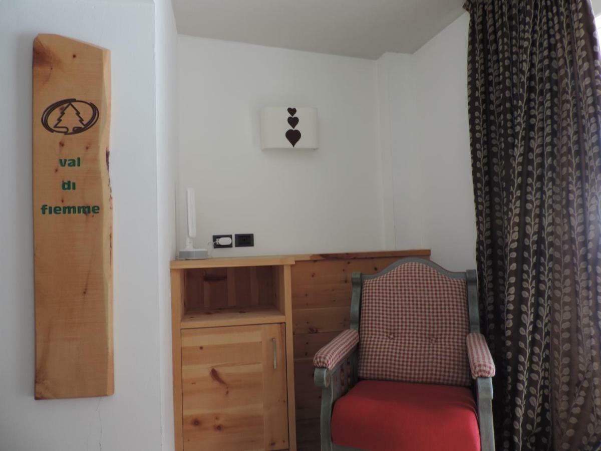 Hotel Scoiattolo Tesero Kültér fotó