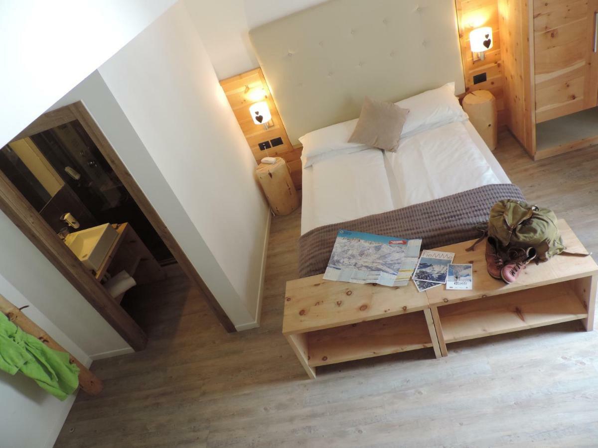 Hotel Scoiattolo Tesero Kültér fotó